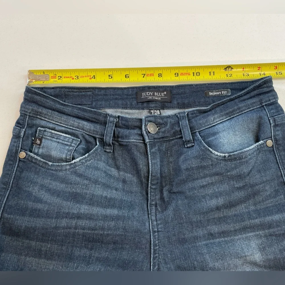 Judy Blue Dark Wash Skinny fit Jeans 7/28 casual preppy western denim distressed